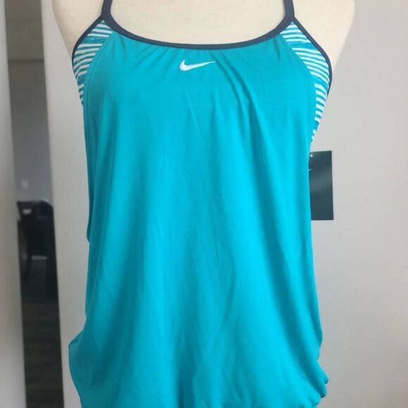 NIKE WORKOUT WOMAN'S TOP - Picture 10 of 13